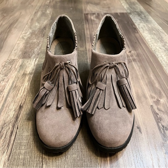 Ruff Hewn Womens Ginger Suede Block Heel Tie Tassel Fringe Gray Bootie Size 9 - Picture 2 of 13